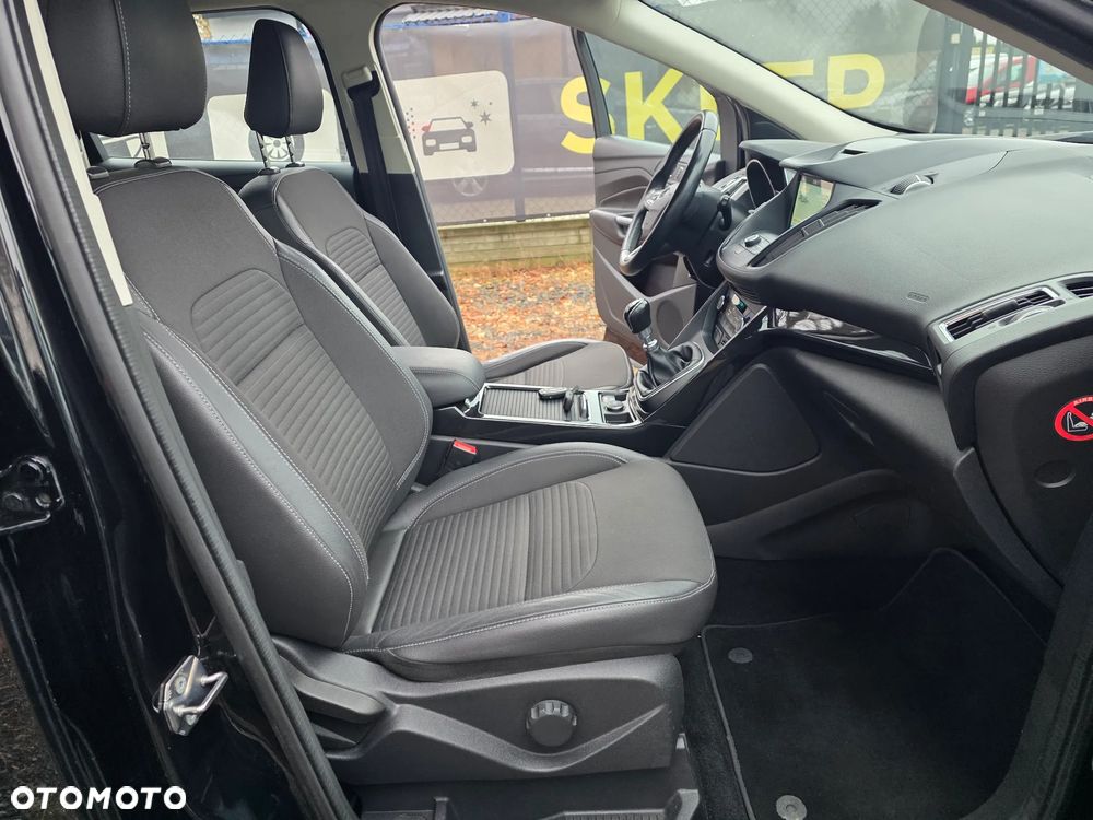 Ford Kuga 2.0 TDCi 4x4 Titanium - 13