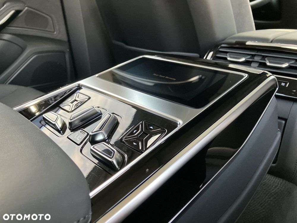 Audi A8 - 22