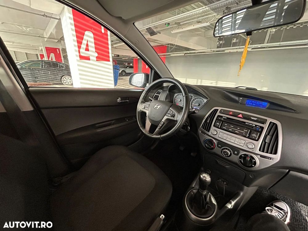 Hyundai i20 1.25 M/T ISG Comfort - 21