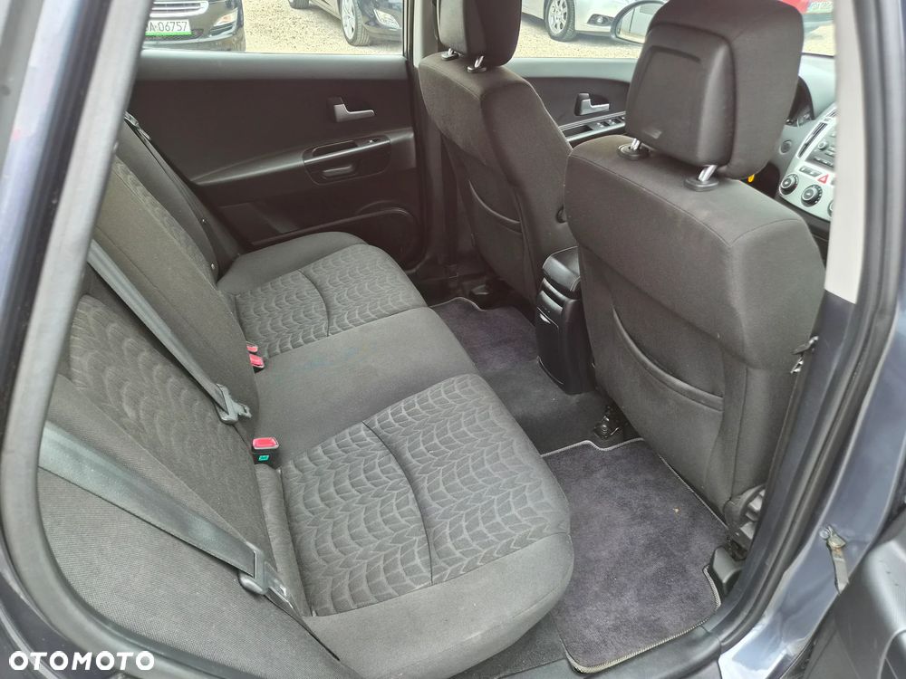 Kia Ceed - 19