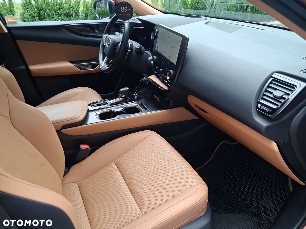 Lexus NX 350h Prestige AWD - 21