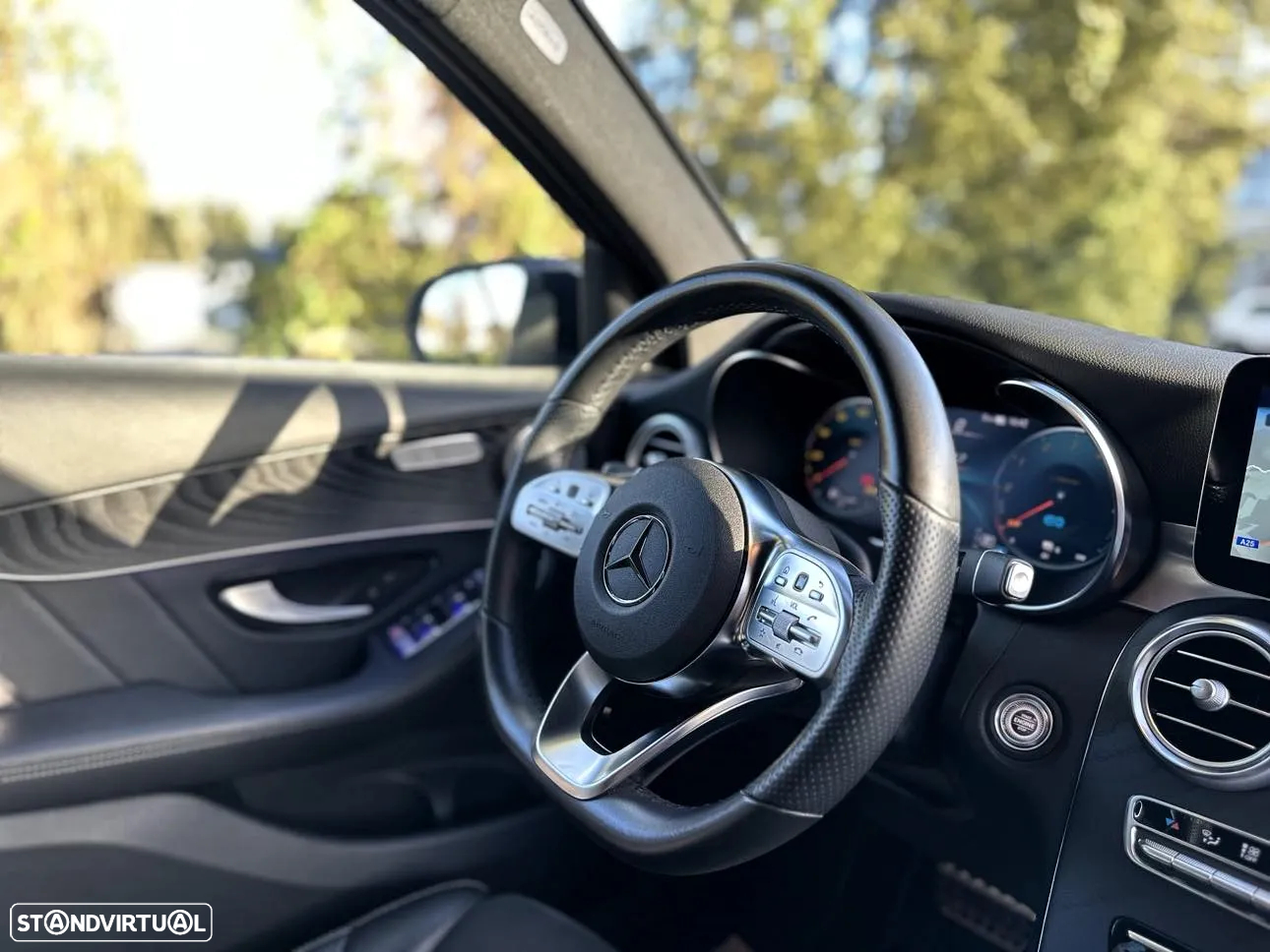 Mercedes-Benz GLC 300 de 4Matic - 23