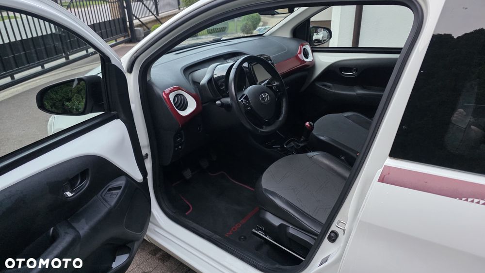 Toyota Aygo x-clusive Style Selection - 8