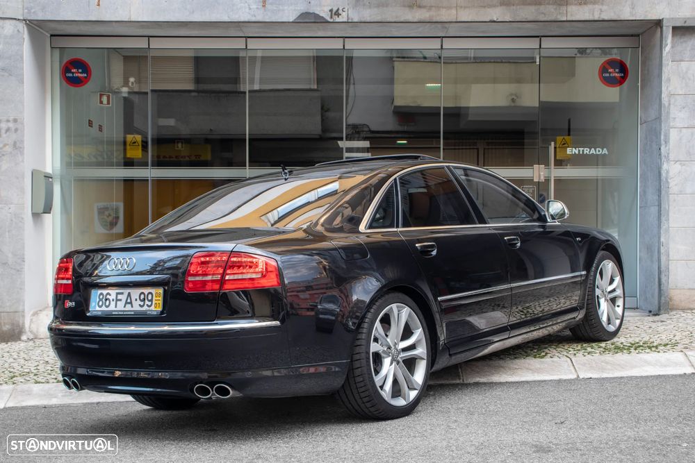 Audi S8 5.2 FSi V10 quattro - 38