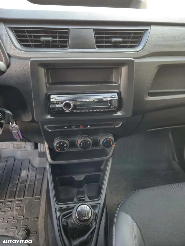 Renault Express - 19