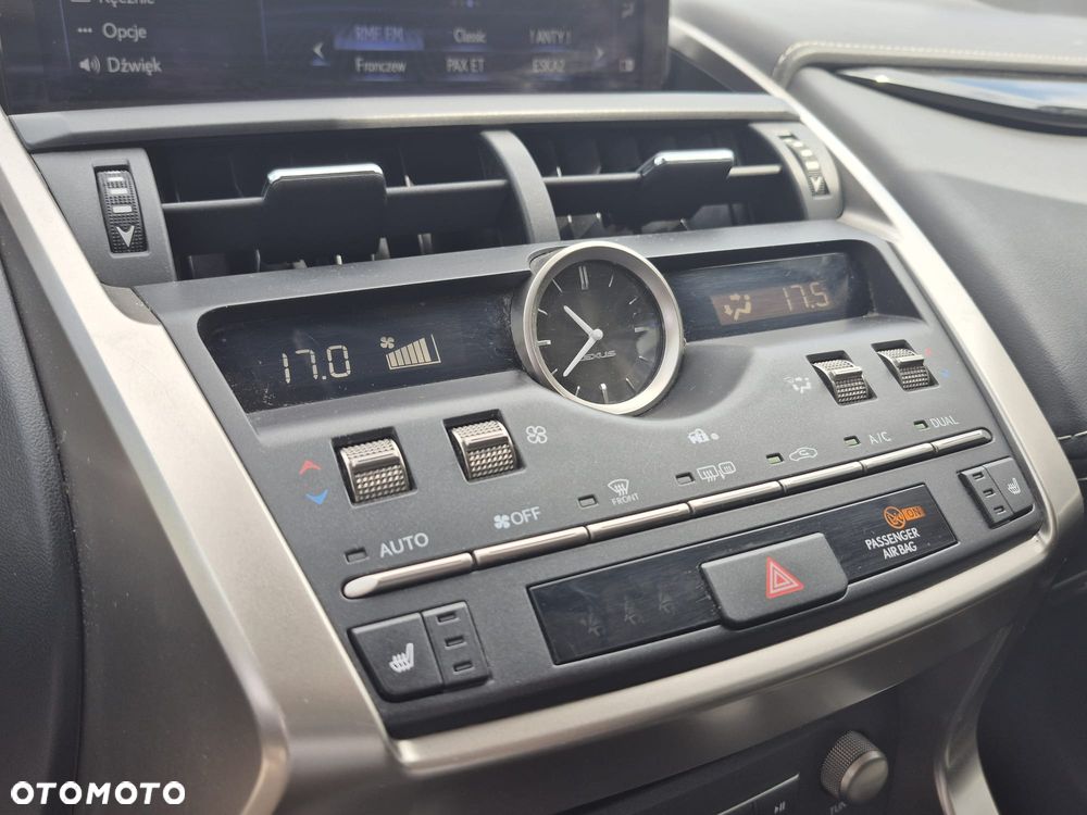 Lexus NX 300 Comfort AWD - 11