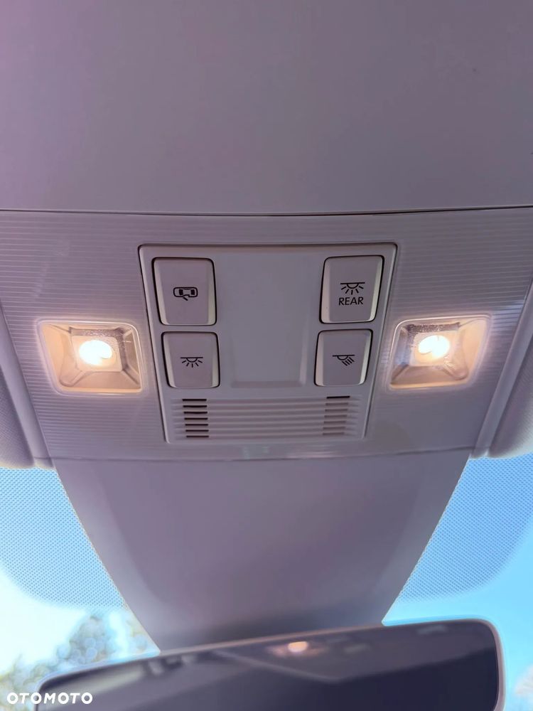 Volkswagen Passat 1.8 TSI BMT Comfortline - 23