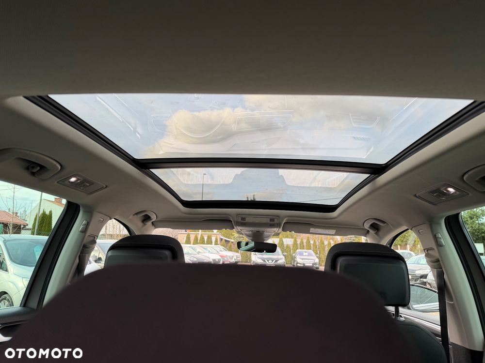 Volkswagen Tiguan - 27