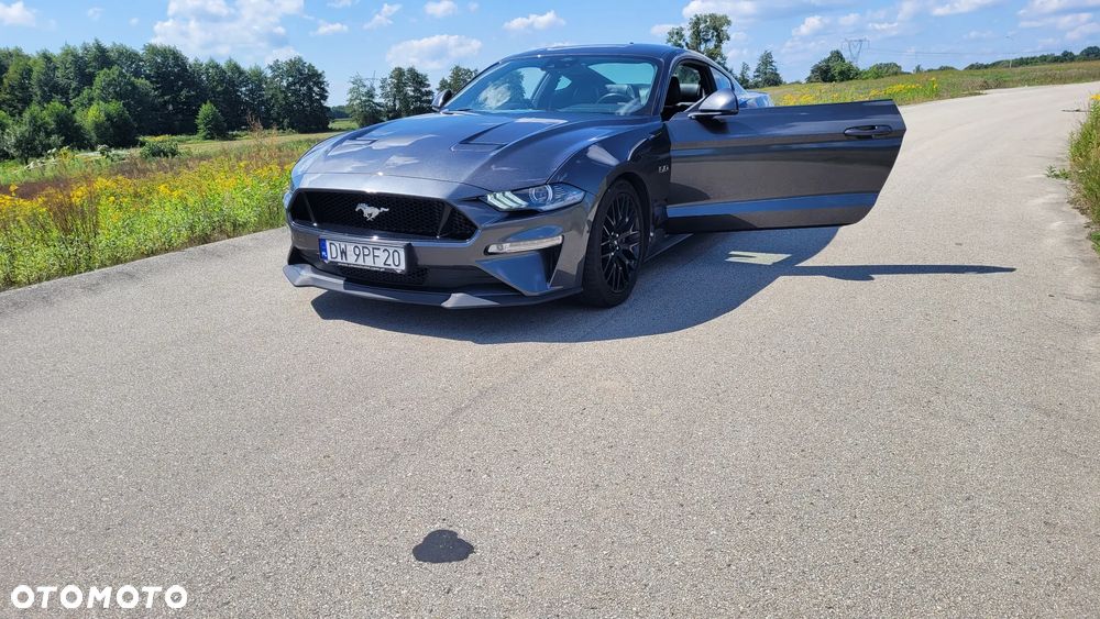 Ford Mustang - 2