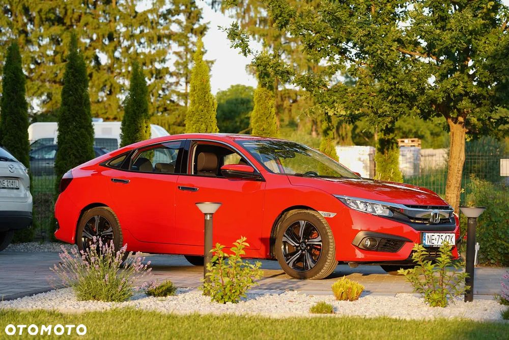 Honda Civic 1.5 i-VTEC Turbo Elegance - 3