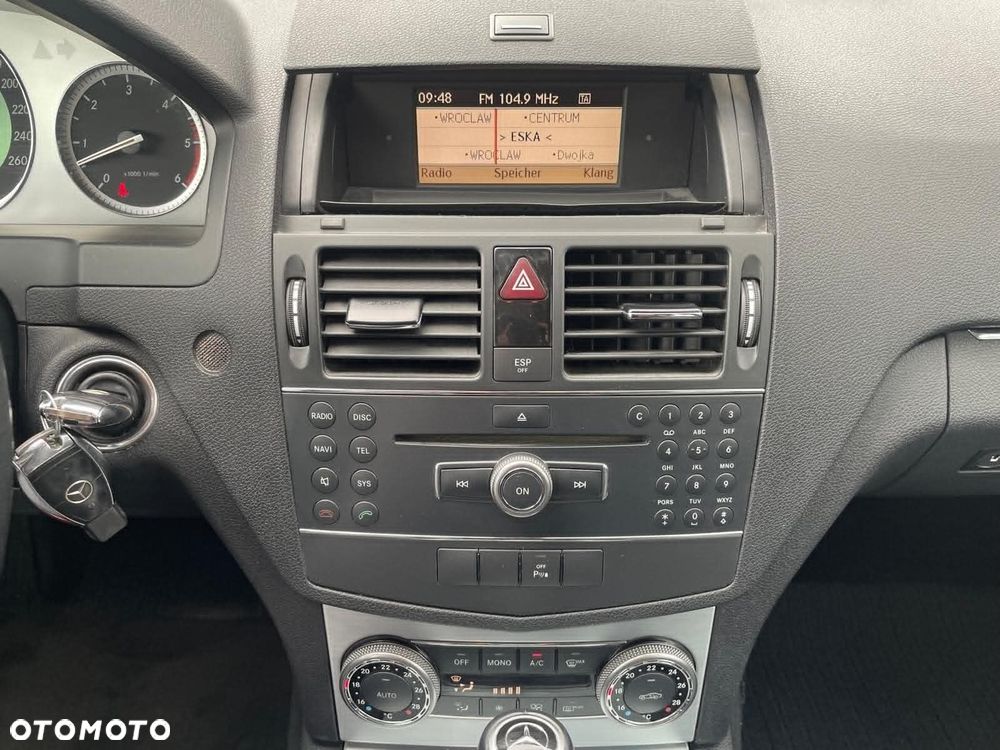 Mercedes-Benz Klasa C 320 CDI 7G-TRONIC Avantgarde - 36