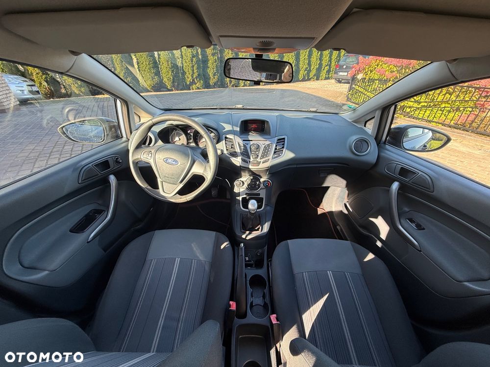 Ford Fiesta - 6