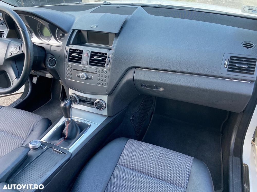 Mercedes-Benz C 200 CDI BlueEFFICIENCY - 4