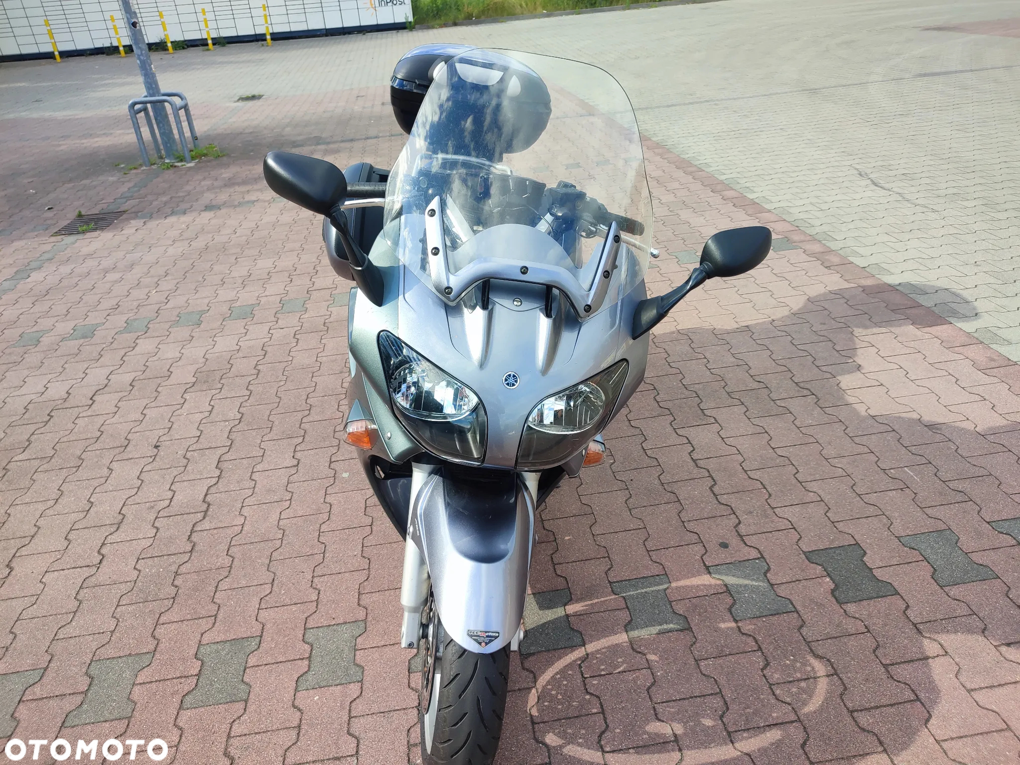 Yamaha FJR - 12