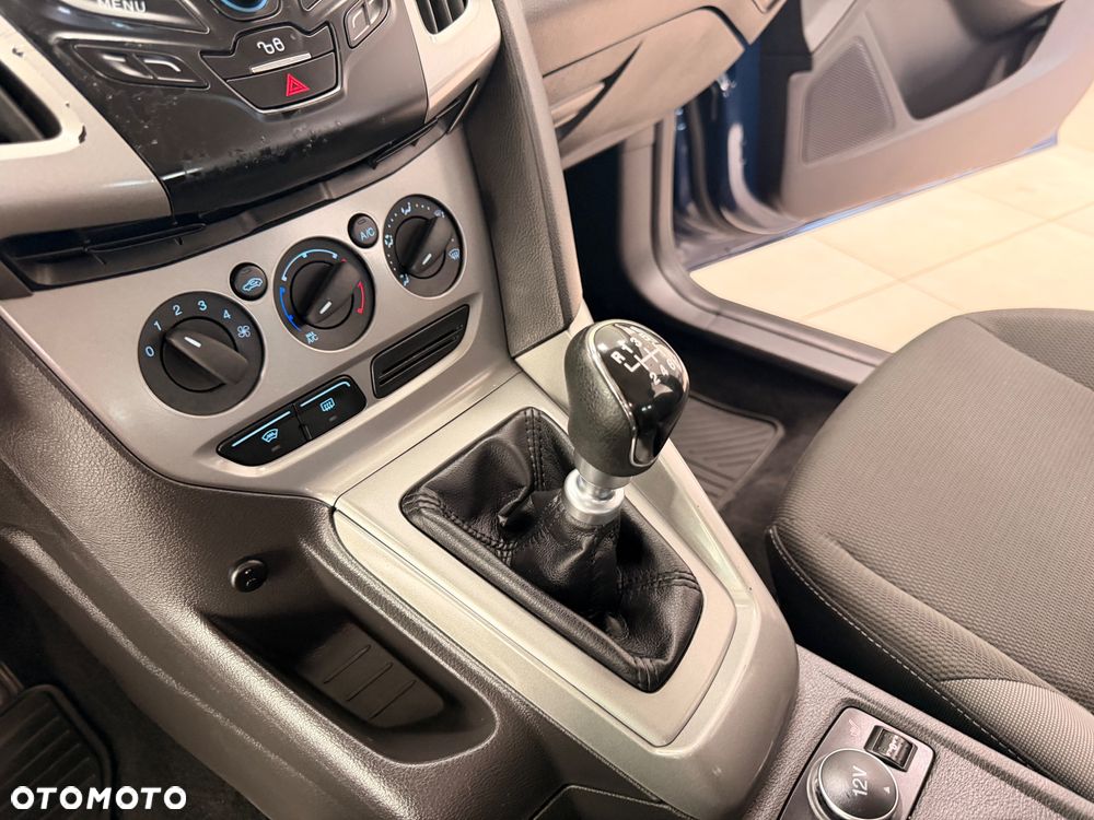 Ford Focus - 21