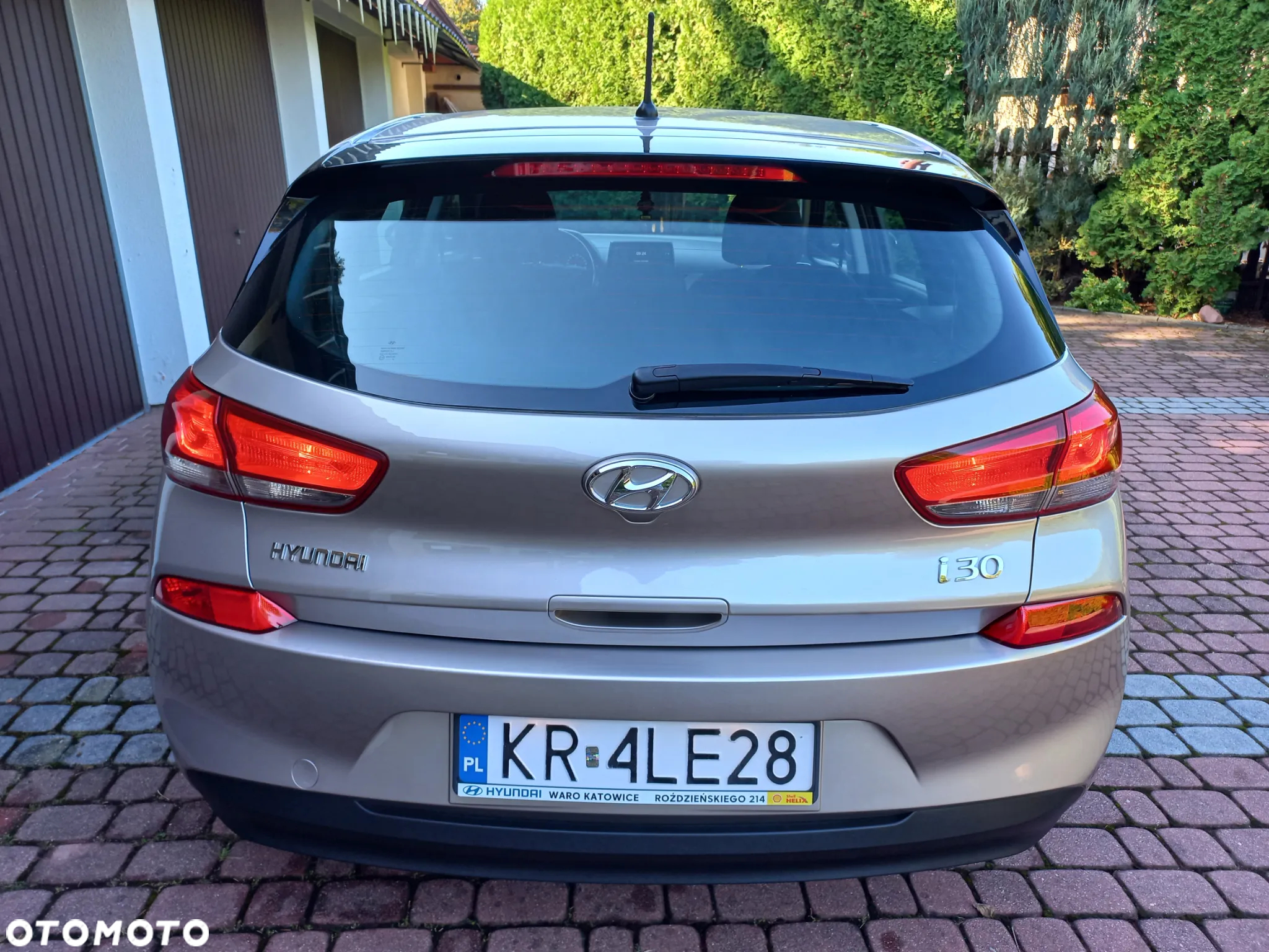 Hyundai i30 1.4 Classic + - 21