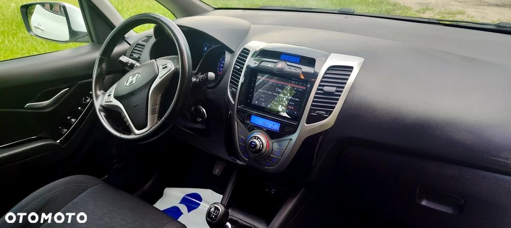 Hyundai ix20 1.4 blue YES Silver - 3