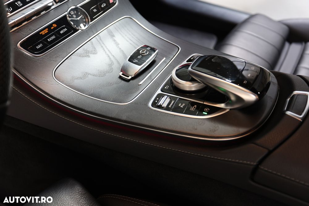 Mercedes-Benz E 200 9G-TRONIC AMG Line - 25