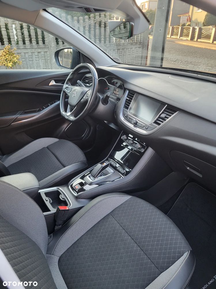 Opel Grandland X 1.6 DI Start/Stop Business Elegance - 11