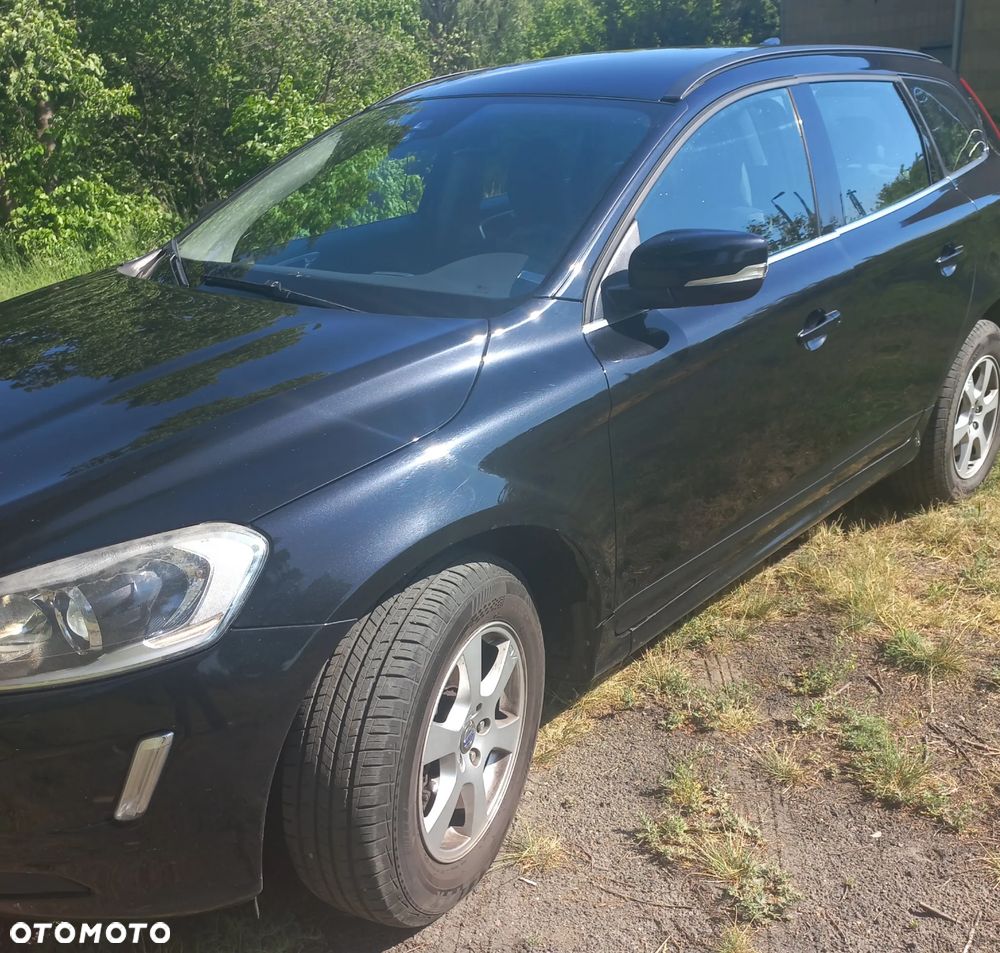 Volvo XC 60 D4 Drive-E Momentum - 9