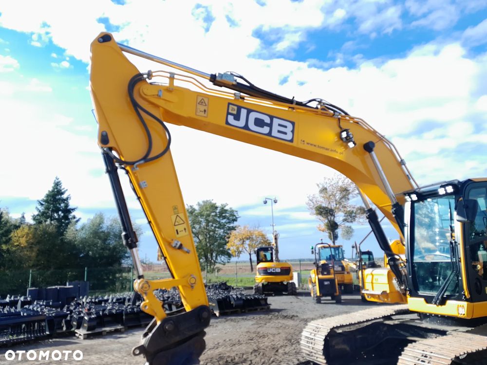 JCB 220x js220 - 17