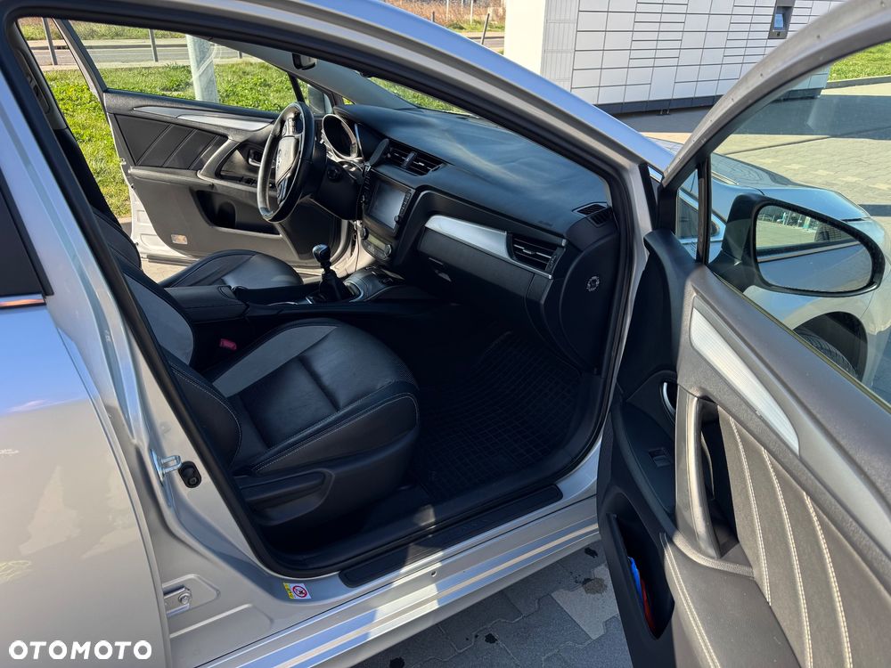 Toyota Avensis 1.8 Prestige - 7
