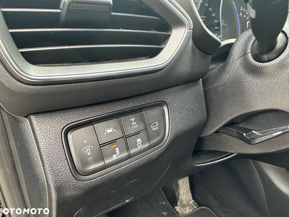 Hyundai Santa Fe - 22