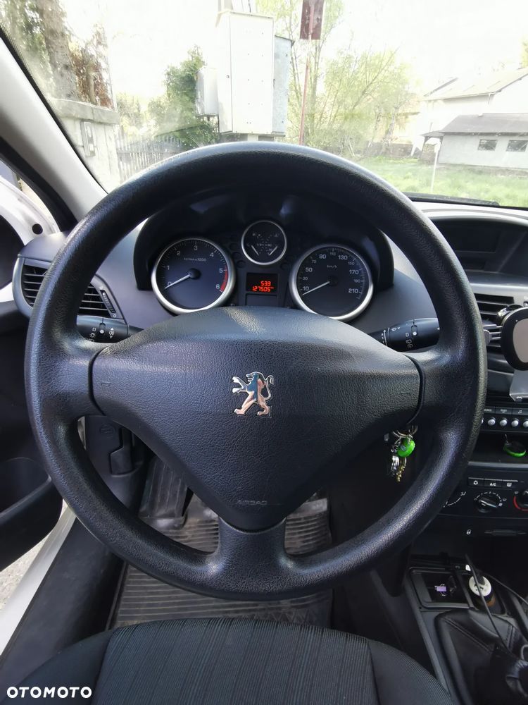 Peugeot 207 1.4 HDi Trendy - 10