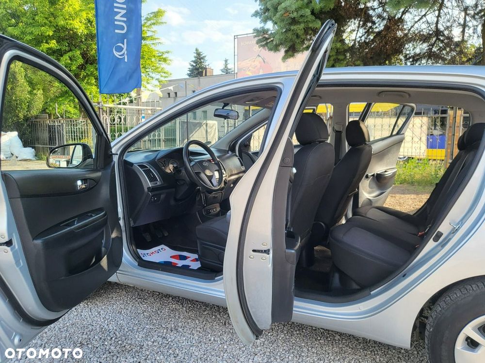 Hyundai i20 - 17