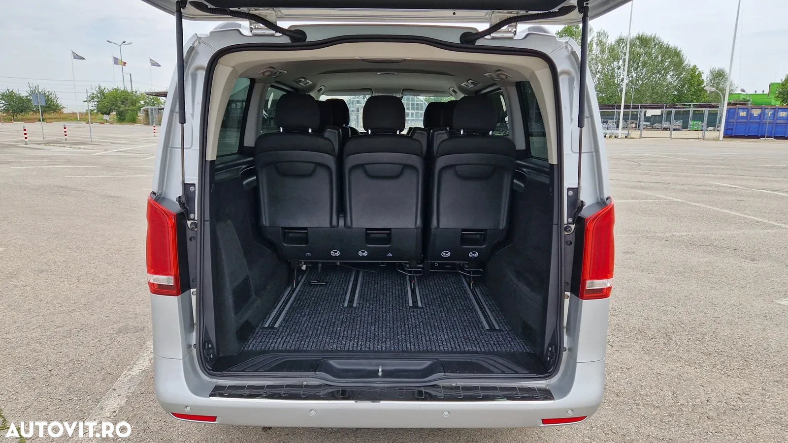 Mercedes-Benz Vito - 11