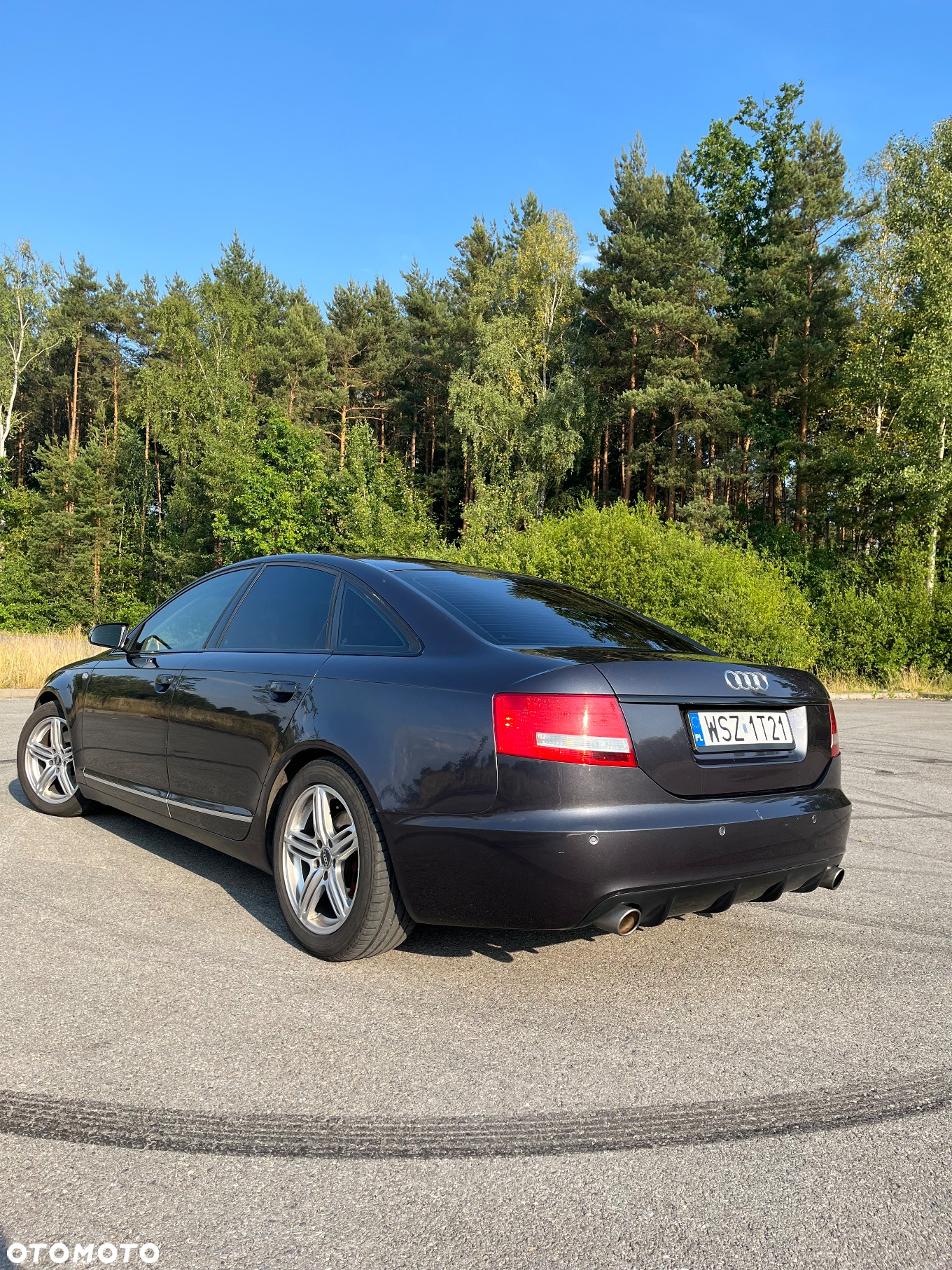 Audi A6 2.4 - 8