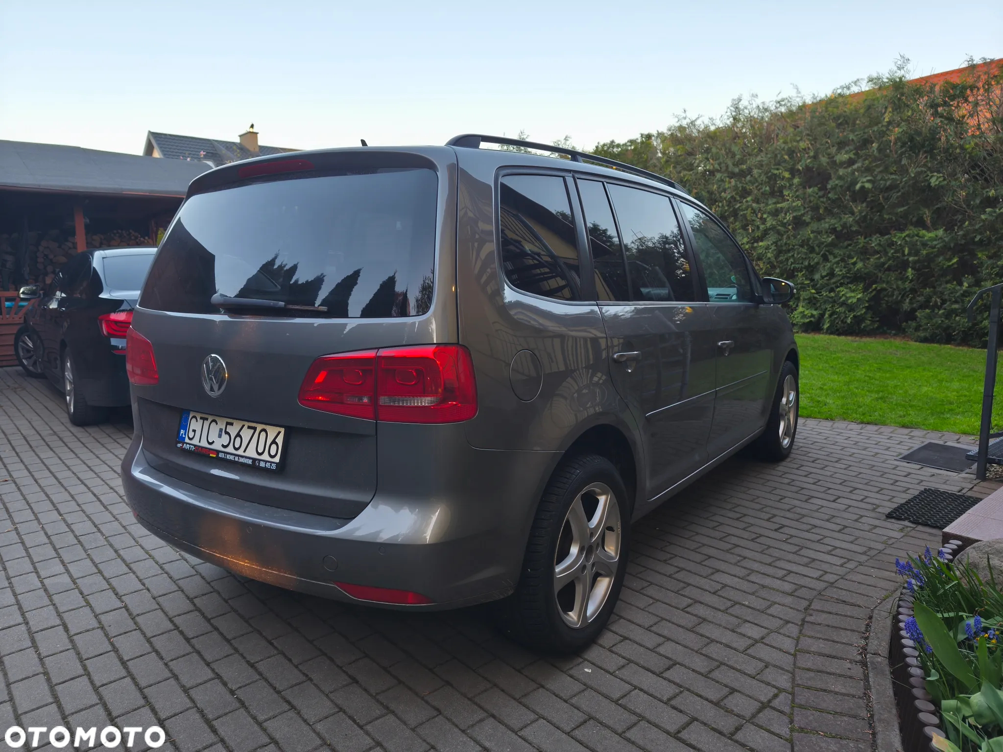 Volkswagen Touran - 7