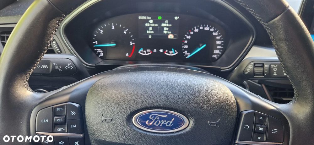 Ford Focus - 9