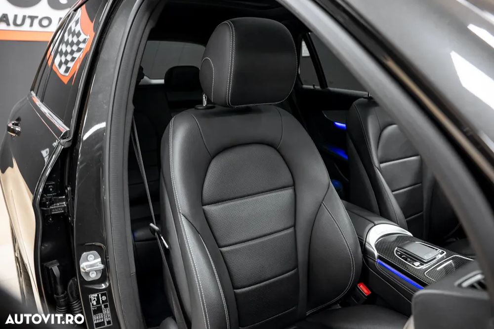 Mercedes-Benz GLC 220 d 4Matic 9G-TRONIC AMG Line - 38