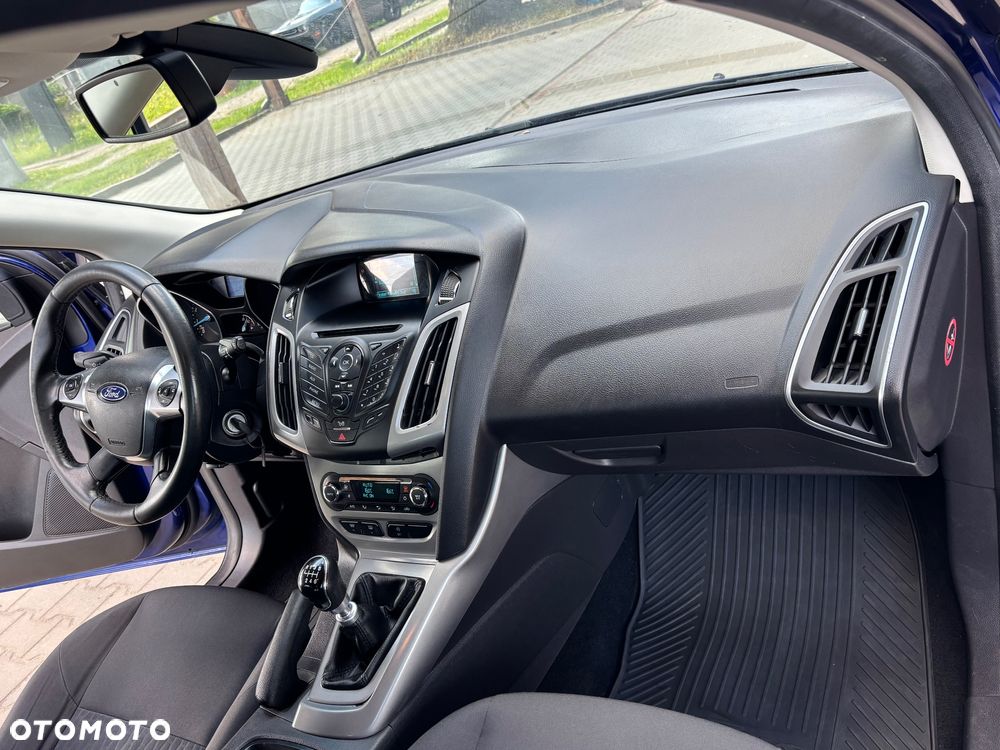 Ford Focus 1.0 EcoBoost Start-Stopp-System Ambiente - 9
