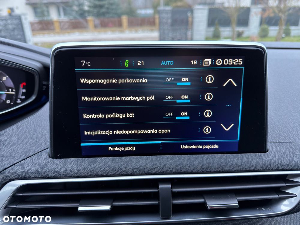 Peugeot 3008 HDi 115 Active - 25