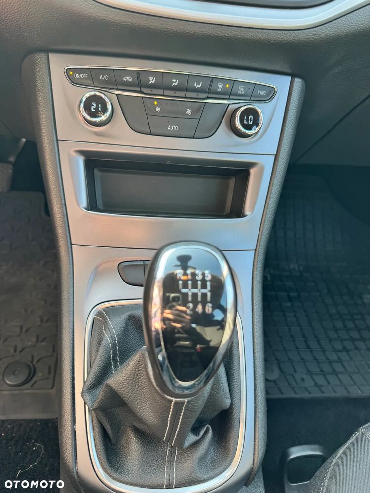 Opel Astra V 1.6 CDTI Enjoy S&S - 12