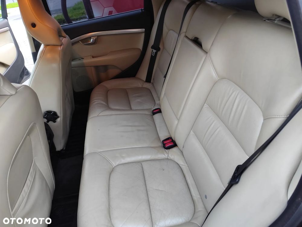 Volvo V70 2.0D Summum - 14