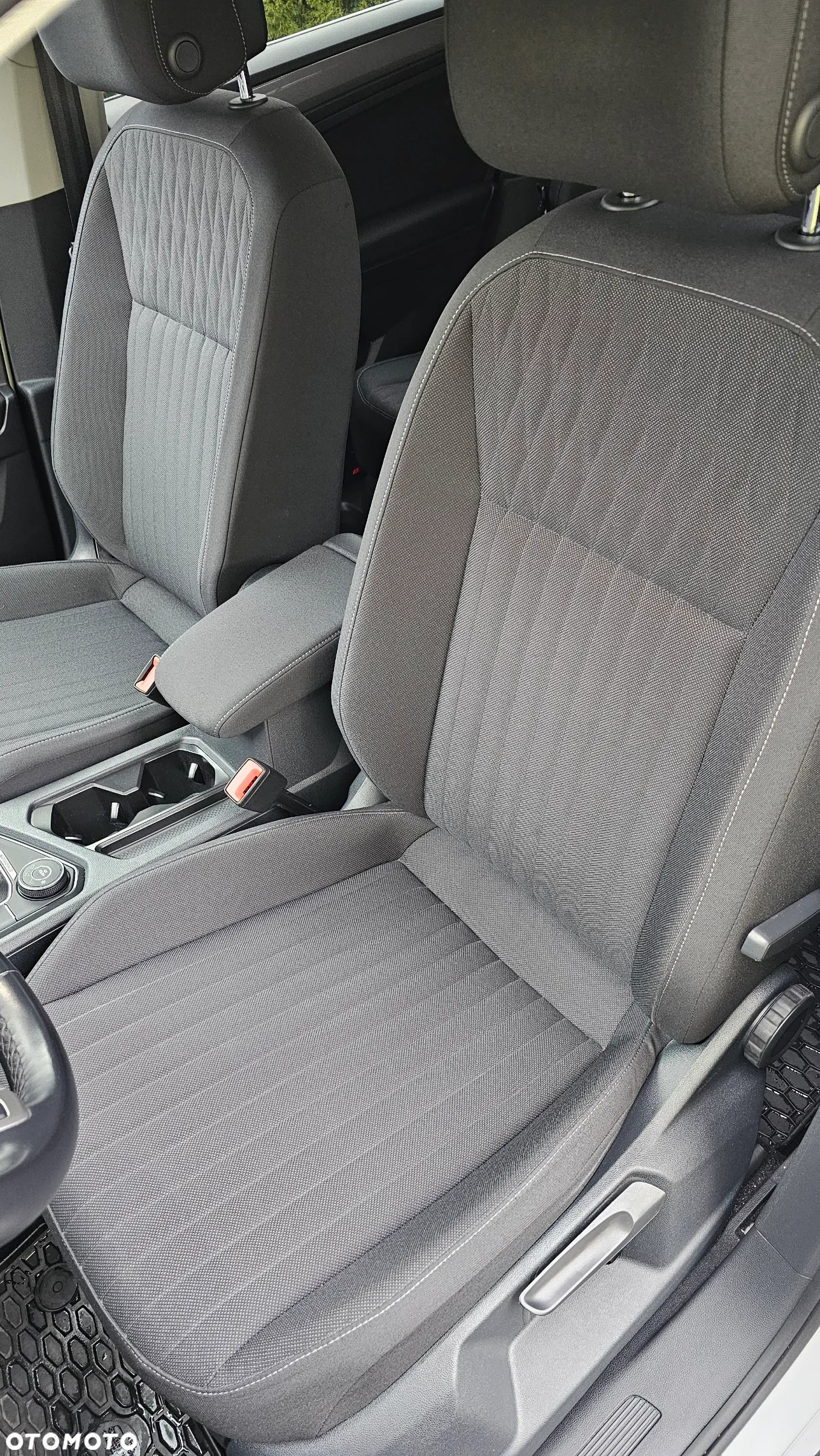 Volkswagen Tiguan Allspace 2.0 TSI 4Mot Life DSG - 8