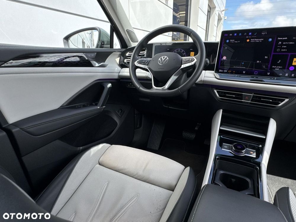 Volkswagen Tiguan - 20