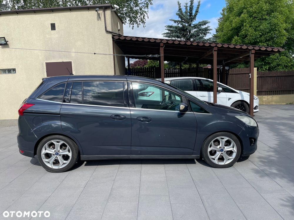 Ford Grand C-MAX - 10