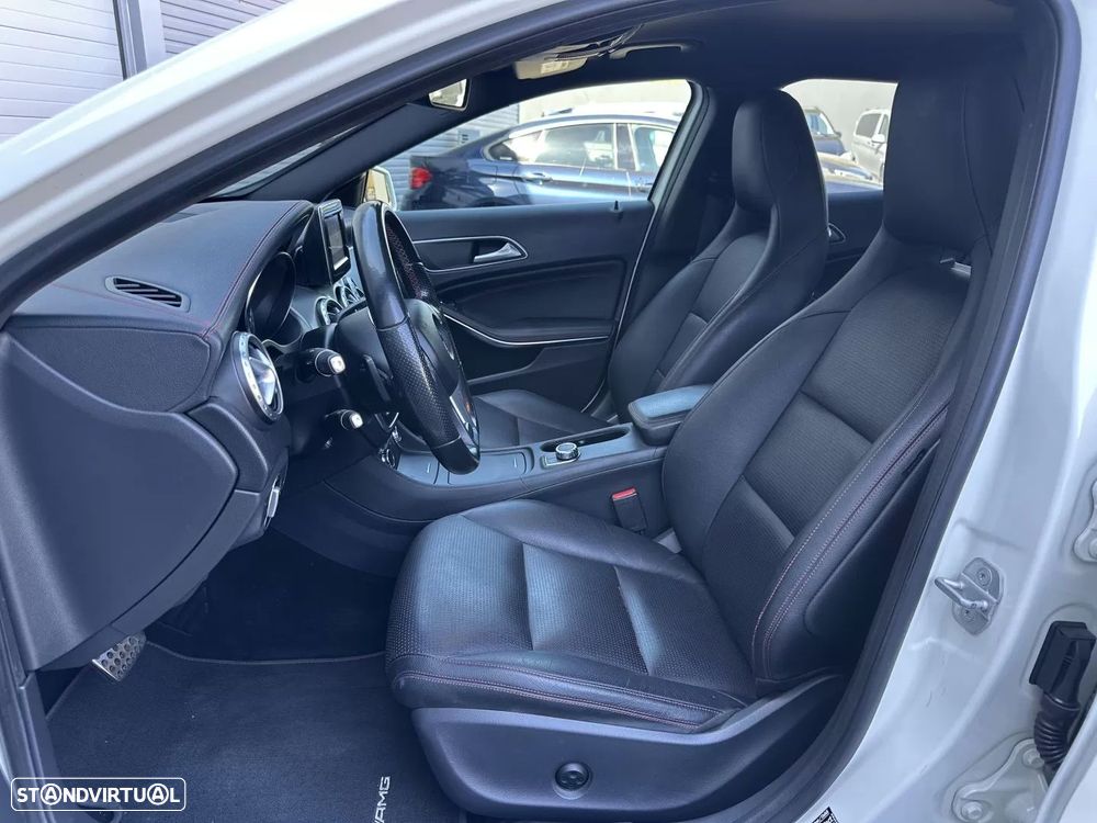 Mercedes-Benz GLA 220 d 4Matic 7G-DCT AMG Line - 48