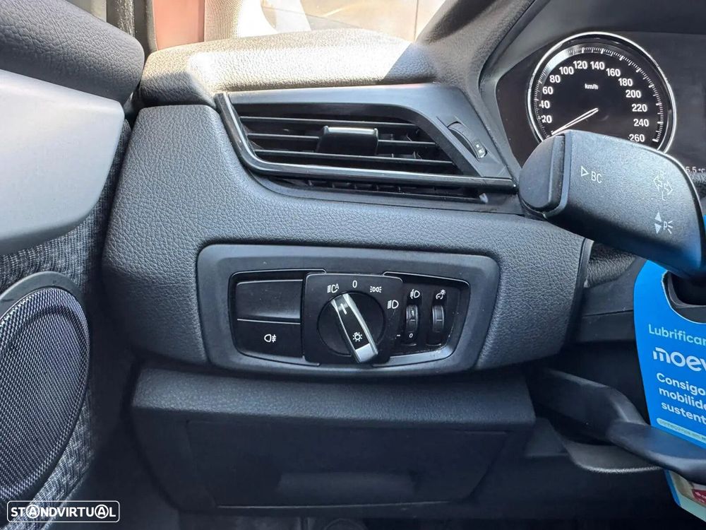 BMW 225xe Active Tourer Advantage - 36