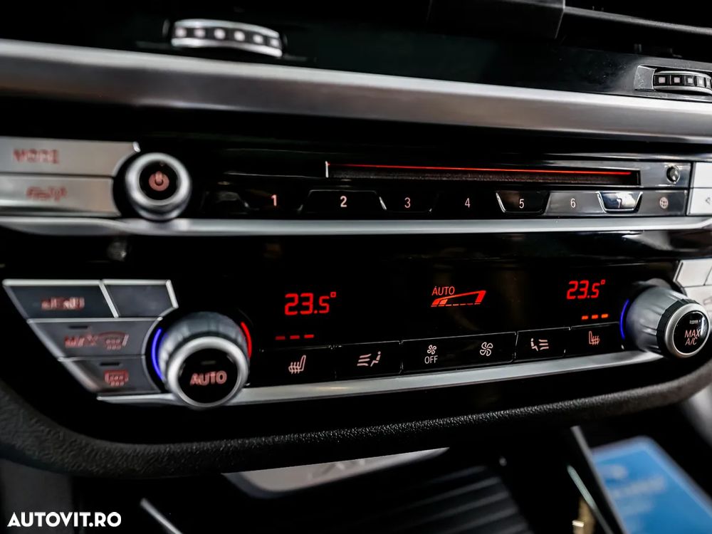 BMW X3 xDrive20d AT xLine - 15