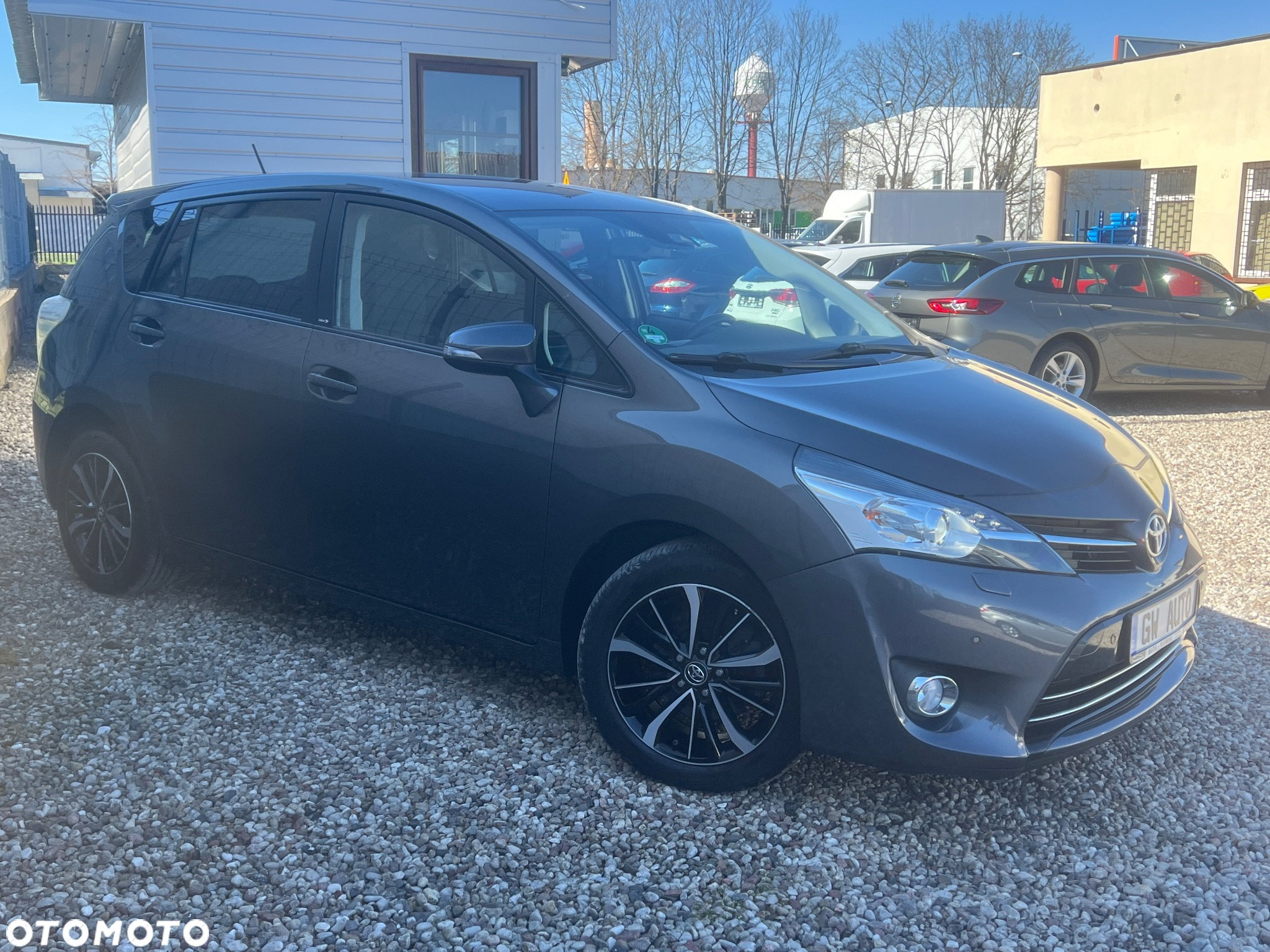 Toyota Verso - 4