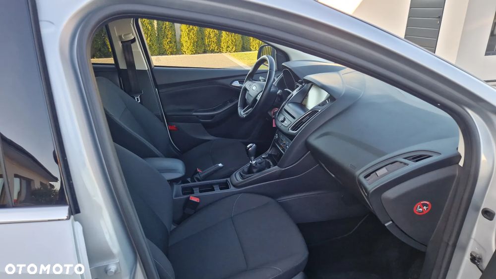 Ford Focus 1.5 TDCi DPF Start-Stopp-System Titanium - 9