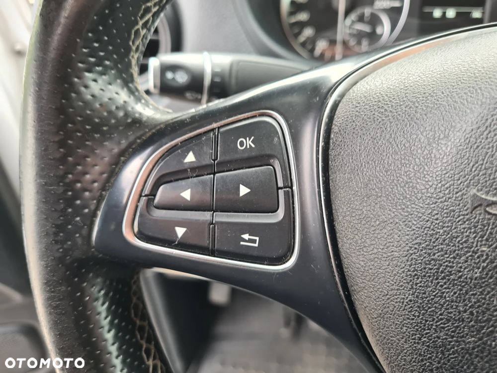 Mercedes-Benz Vito - 22