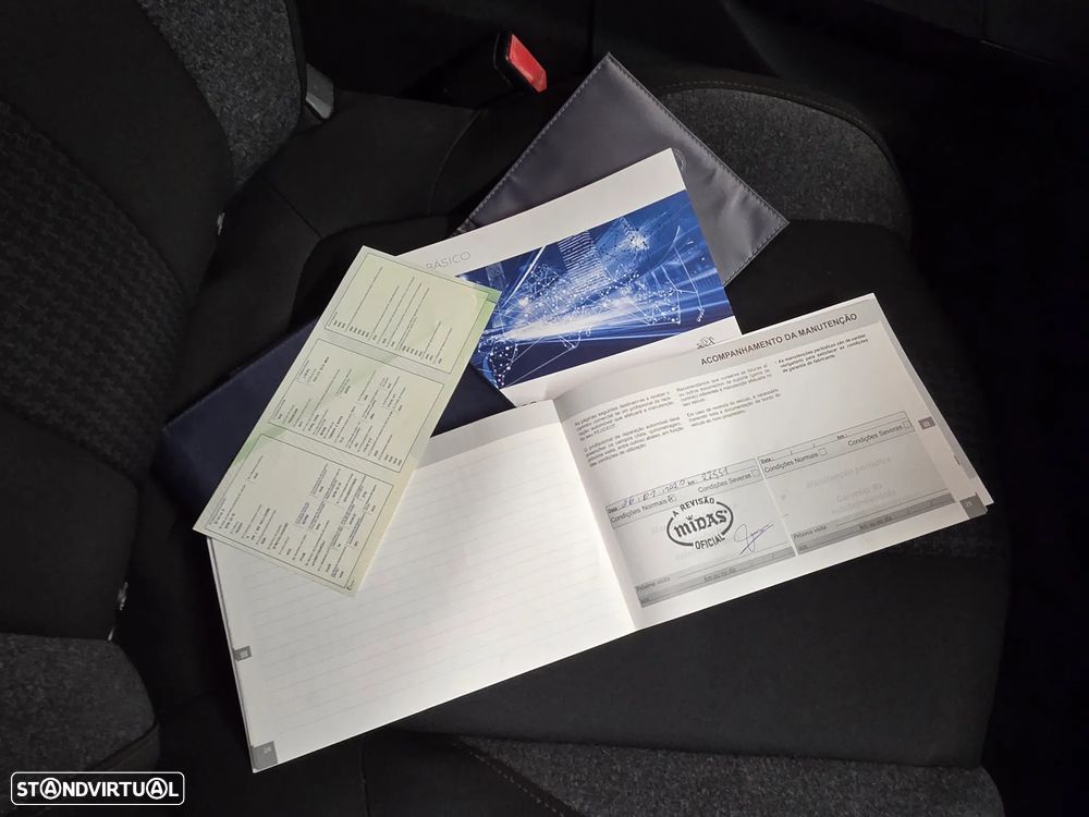 Peugeot 3008 1.5 BlueHDi Active - 14