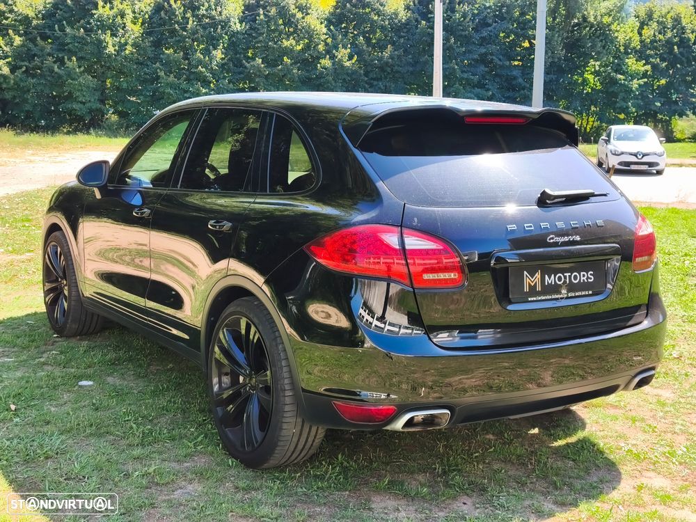Porsche Cayenne Platinum Edition - 28