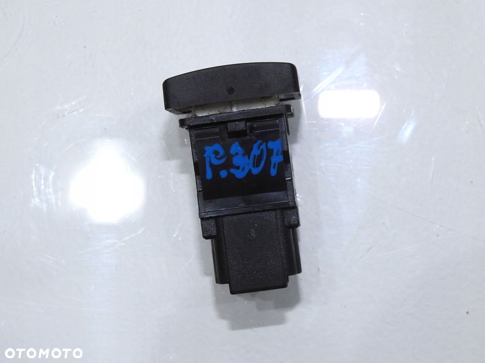 PRZEŁĄCZNIK PODGRZEWANIA FOTELA PEUGEOT 307 LIFT - 3